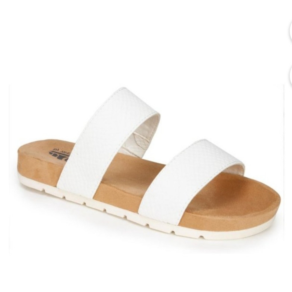CLIFFS by White Mountain Women’s White Slip On Slides Strappy Sandals SI…